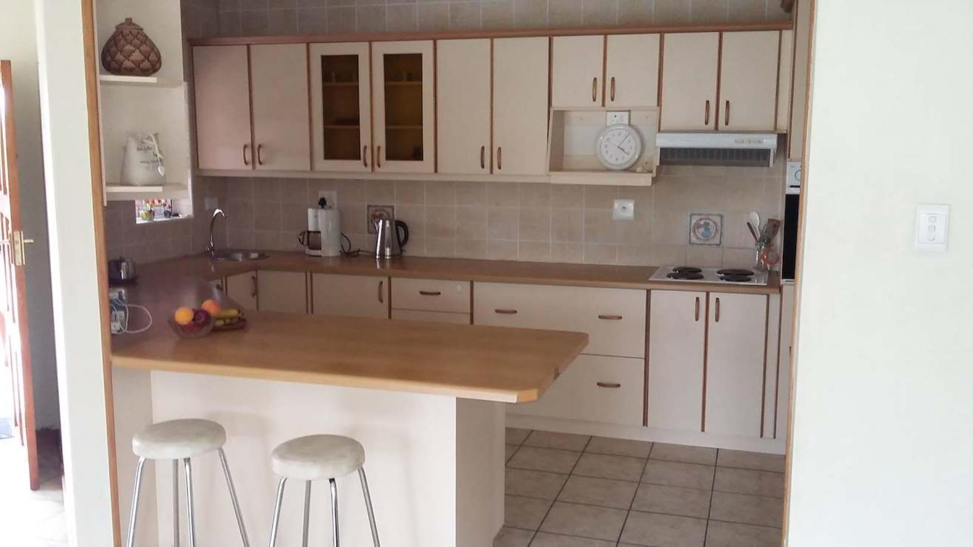 766526_Kitchen.jpg